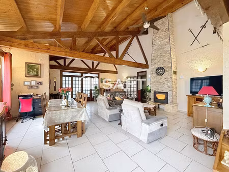vente maison 5 pièces 220 m² puy-de-serre (85240)