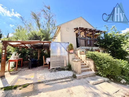 maison avec sous-sol total - 99 m2 - sainte-colombe