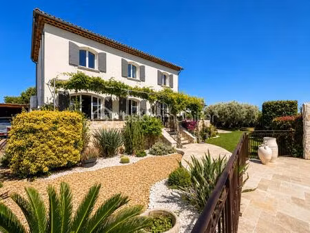 villa de 160 m² à le muy