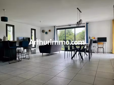 vente maison 5 pièces 121 m2 à nueil-les-aubiers