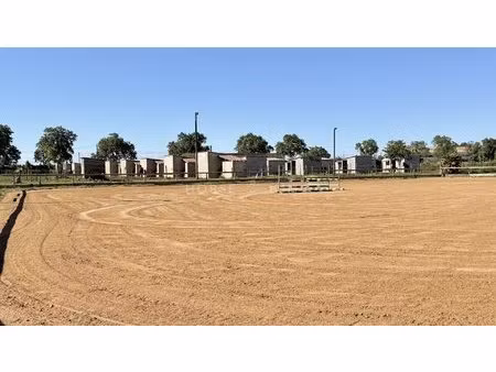 rare- propriété équestre clé en main