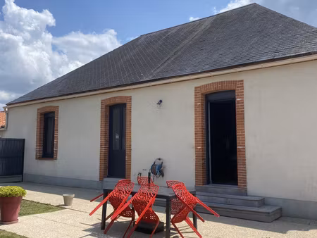 la garnache - maison de maitre de trois chambres