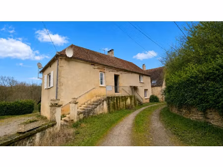 vente maison 6 pièces 105 m2 à gourdon