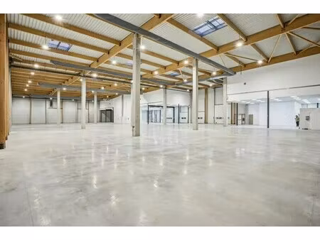 location local d’activités moissy cramayel 77550 823m² à 8895m²
