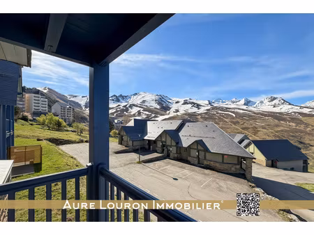 grand triplex familial avec terrasse & jardin privatif au cœur de peyragudes