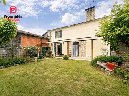 charmante maison en pierre avec dépendance et jardin