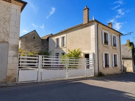 vente maison 9 pièces 178 m² les aix-d’angillon (18220)