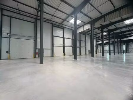 location local d’activités collegien 77090 6000m²