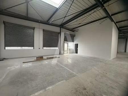 location local d’activités ivry sur seine 94200 892m²