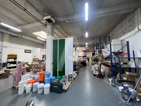 location local d’activités lognes 77185 410m²