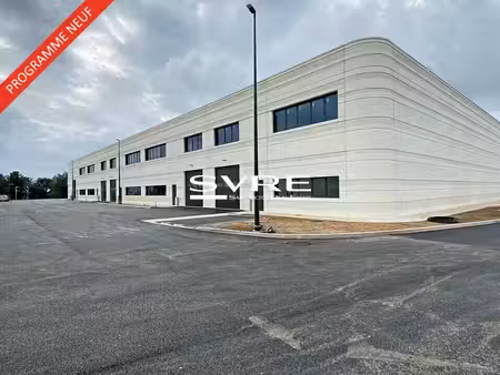 location local d’activités 307m² à 4670m²