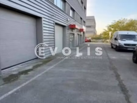 location local d’activités villeneuve la garenne 92390 136m² à 740m²