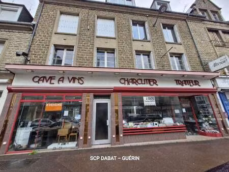 vente immeuble à saint-hilaire-du-harcouët (50600) : à vendre / 440m² saint-hilaire-du-har