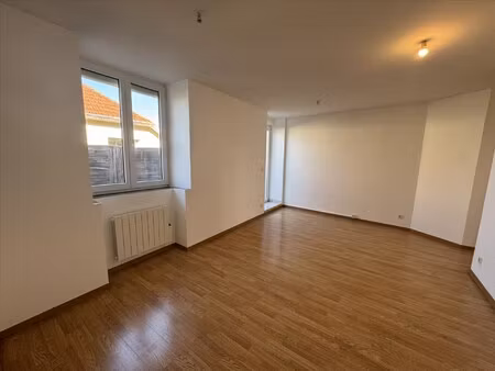 location appartement 3 pièces 58m²