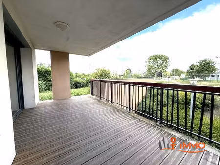 appartement t4/t5 avec jardin et garage