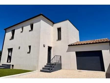 villa contemporaine   uzes sud-.