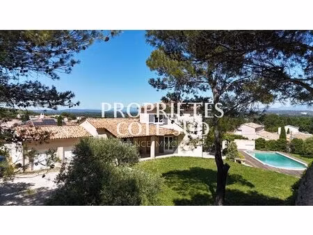 villa t5 137 m2 avec piscine garage double et vue