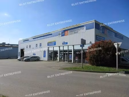 vente local d'activités 1 500 m²