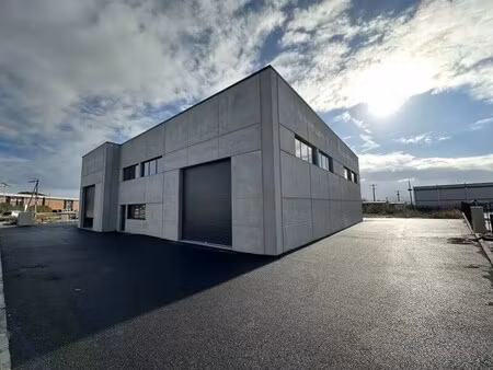 vente local d’activités puget sur argens 83480 500m²