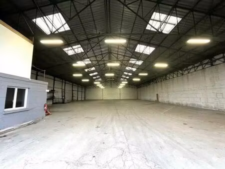 vente local d’activités sandouville 76430 1237m²