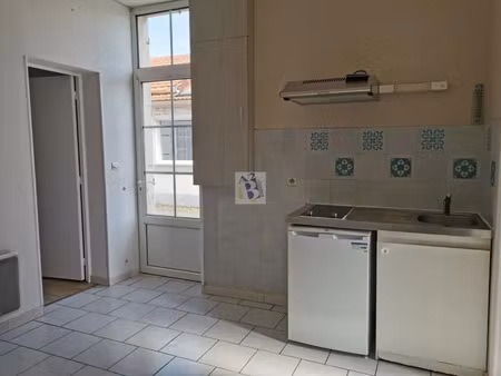 location maison 2 pièces 28 m² à saint-yrieix-sur-charente (16710)