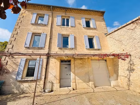 vente maison 10 pièces 196 m² à saint-saturnin-lès-apt (84490)  279 000 €