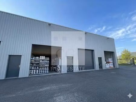 vente local d’activités rives 38140 162m²