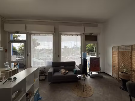 location local commercial 50m² ste marie 97438