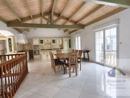 maison de luxe de 3 chambres en vente à la rochelle  nouvelle-aquitaine