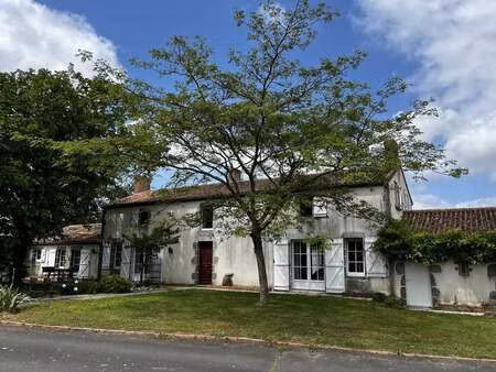 vente maison piscine à chiché (79350) : à vendre piscine / 200m² chiché