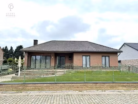 huis te koop in landen met 3 slaapkamers