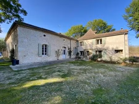 maison de luxe 8 chambres en vente à lectoure  france