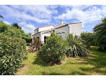 vente maison 5 pièces 161 m² à marennes-hiers-brouage (17320)  419 900 €