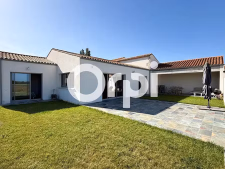 vente maison 4 pièces 120 m² à saint-laurent-de-la-pree (17450)  399 000 €