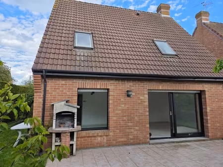 vente maison 4 pièces 94 m² à vendeville (59175)  380 000 €