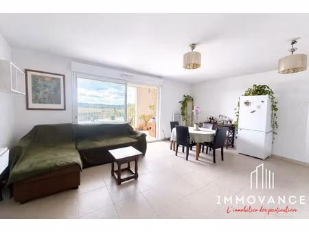 appartement 3 pièces traversant avec deux balcons