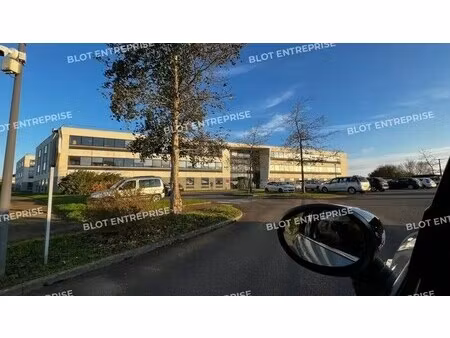 vente bureaux 3 585 m²