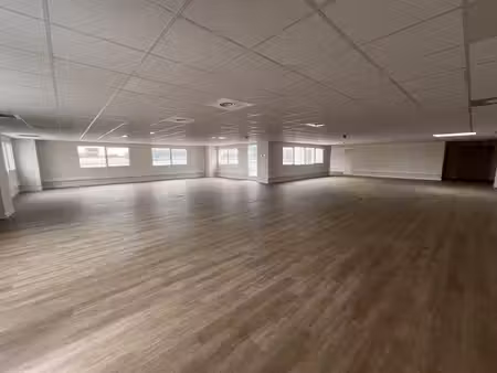 vente bureaux la farlède 83210 246m² à 519m²