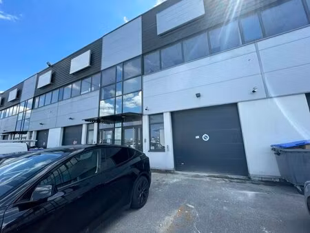 location local d’activités saint denis 93210 231m² à 691m²