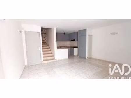 vente maison à puget-sur-argens (83480) : à vendre / 62m² puget-sur-argens
