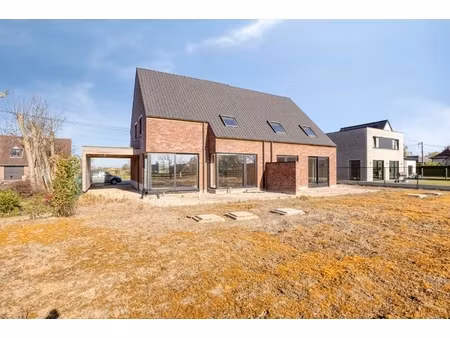 huis te koop in kortemark met 3 slaapkamers