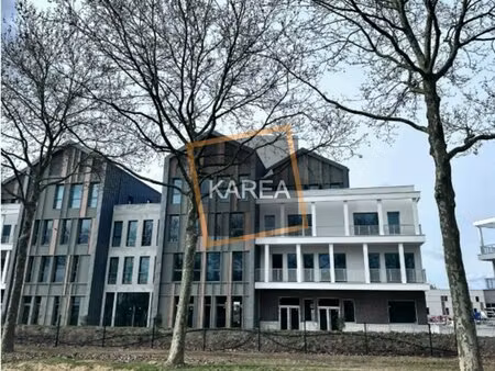location local commercial 248m² serris 77700