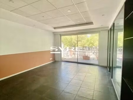 location bureaux 135 m²