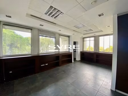 location bureaux 360 m²