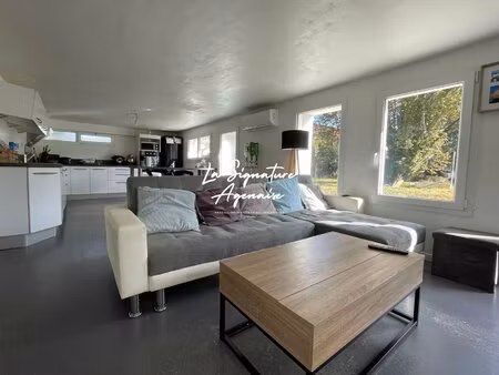maison sur 2 niveaux 120m² 3 chambres  terrasse et jardin