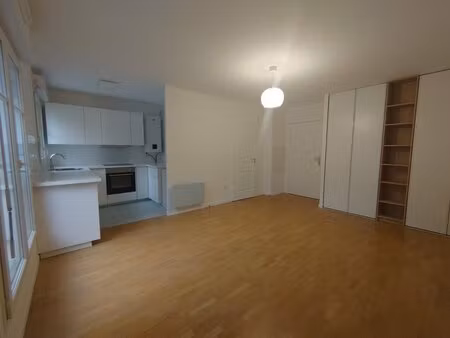 location appartement 1 pièce 31m² le plessis robinson 92350