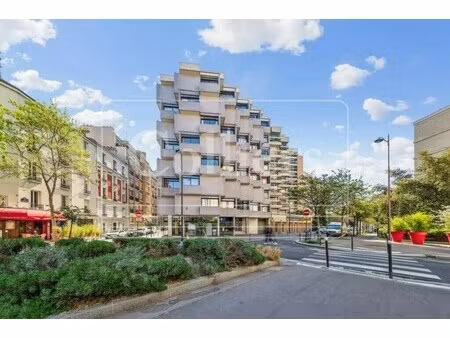 location bureaux 650 m²