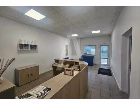 vente local d’activités trappes 78190 752m²