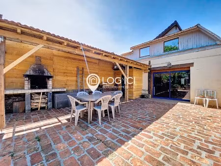 maison rénovée avec prestations modernes et extérieur cosy