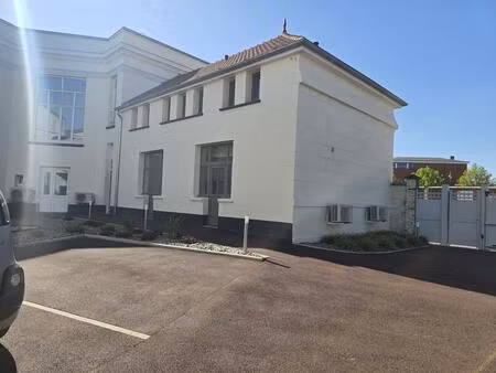vente appartement 3 pièces 53m2 saint-pol-sur-ternoise 62130 - 200919 € - surface privée
